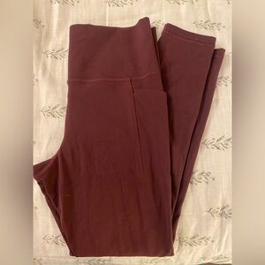 Athleta Salutation Stash pocket leggings